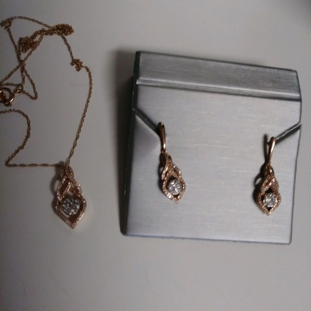 Zales Earring & necklace 14kt rose gold set